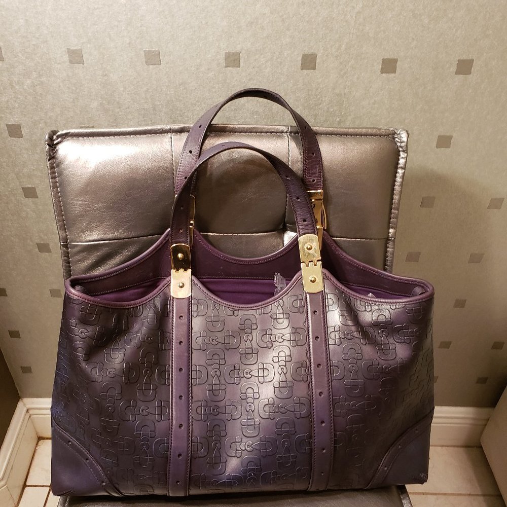 GUCCI leather tote Authentic Horesbit Embossed purple handbag Spacious Vintage